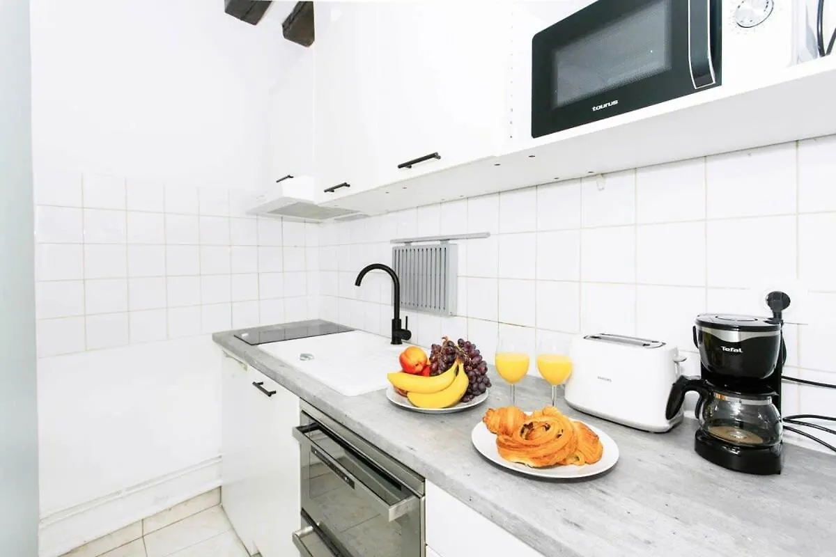 The Rivoli 1br Paris